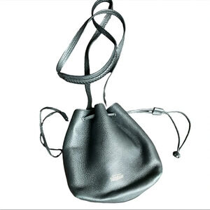 Kate spade Saturday Mini 100% cow leather black casual essential bucket bag